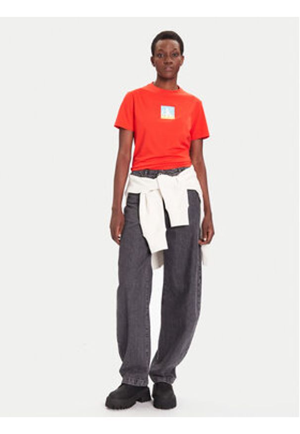 Calvin Klein Jeans T-Shirt Classic Monogram LV047D874G Czerwony Relaxed Fit. Kolor: czerwony. Materiał: bawełna