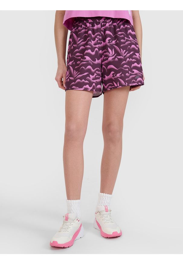 4f - 4F Spodenki plażowe damskie - fioletowe XXL. Okazja: na plażę. Kolor: fioletowy. Materiał: guma, elastan, syntetyk, materiał. Długość: krótkie. Sezon: lato. Styl: casual, wakacyjny
