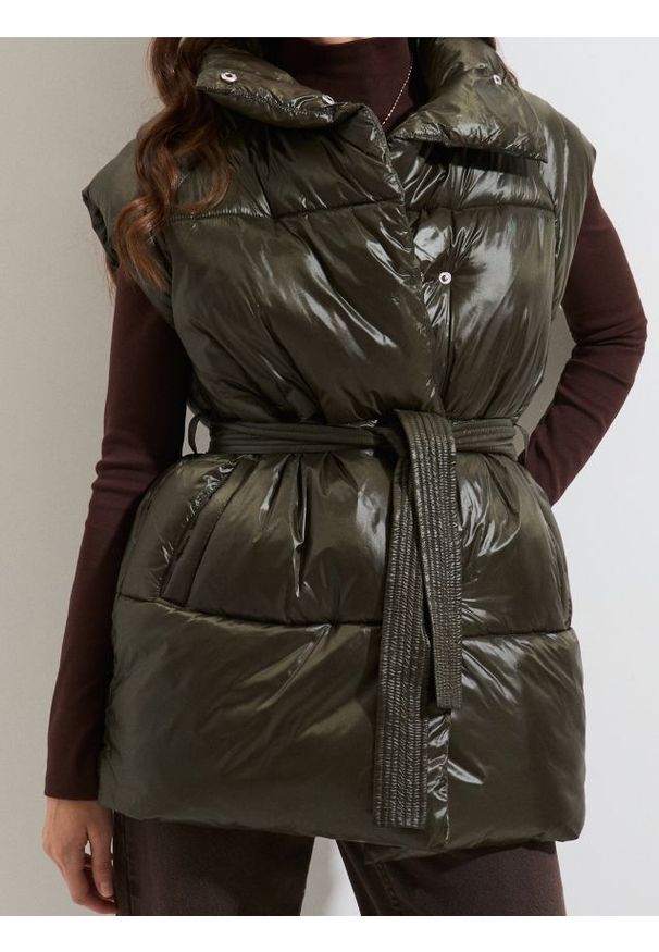 Sinsay - Pikowana kamizelka puffer - zielony. Kolor: zielony