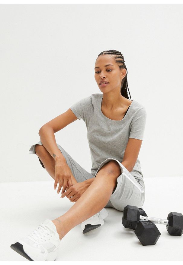 bonprix - Spodnie rybaczki z bawełny ze stretchem (2 pary). Kolor: czarny. Materiał: bawełna. Styl: sportowy