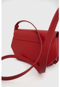 Pinko torebka skórzana kolor czerwony. Kolor: czerwony. Materiał: skórzane. Rodzaj torebki: na ramię #4