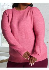 Sinsay - Sweter basic z domieszką wełny Plus Size - różowy. Kolekcja: plus size. Kolor: różowy. Materiał: wełna #1