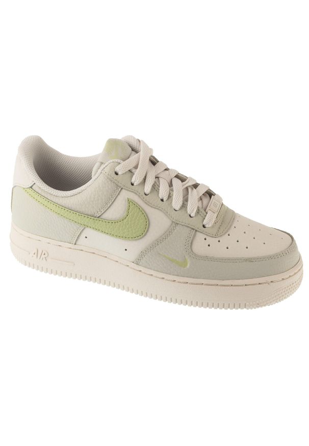 Nike - Buty sportowe Sneakersy damskie, Air Force 1 07. Kolor: biały. Model: Nike Air Force. Sport: turystyka piesza