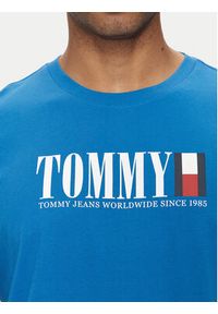 Tommy Jeans T-Shirt DNA Flag DM0DM18533 Niebieski Regular Fit. Kolor: niebieski. Materiał: bawełna #3