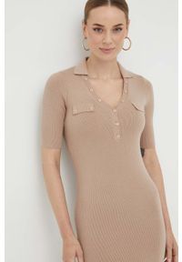 Guess sukienka kolor beżowy mini dopasowana. Kolor: beżowy. Materiał: dzianina. Długość rękawa: krótki rękaw. Wzór: gładki. Typ sukienki: dopasowane. Długość: mini #3
