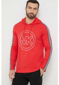 Michael Kors bluza lounge kolor czerwony z kapturem z nadrukiem. Okazja: na co dzień. Typ kołnierza: kaptur. Kolor: czerwony. Materiał: dzianina. Wzór: nadruk. Styl: casual