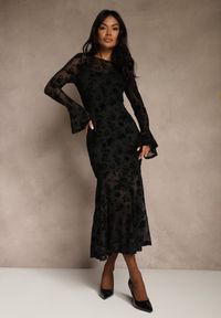 Renee - Czarna Koktajlowa Sukienka VICES z Siateczki z Welurowym Wzorem Fyreleva. Okazja: na imprezę. Kolor: czarny. Materiał: welur. Długość rękawa: długi rękaw. Styl: wizytowy #1