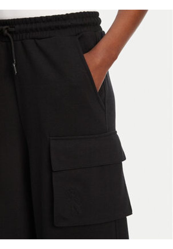 Patrizia Pepe Spodnie dresowe 8P0617/J219-K103 Czarny Relaxed Fit. Kolor: czarny. Materiał: syntetyk