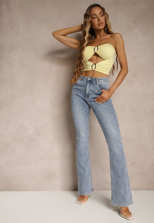 Renee - Niebieskie Klasyczne Jeansy Flare Regular Waist Neliovia. Okazja: na co dzień. Kolor: niebieski. Wzór: aplikacja. Styl: klasyczny