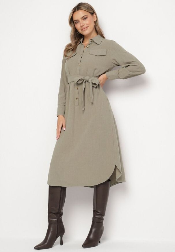Born2be - Zielona Bawełniana Sukienka Koszulowa z Wiązanym Paskiem Zintrona. Okazja: na co dzień. Kolor: zielony. Materiał: bawełna. Typ sukienki: koszulowe. Styl: casual