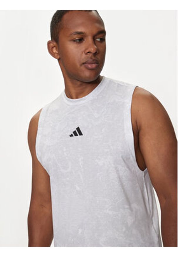 Adidas - adidas Koszulka techniczna Power Workout IS3843 Biały Regular Fit. Kolor: biały. Materiał: syntetyk