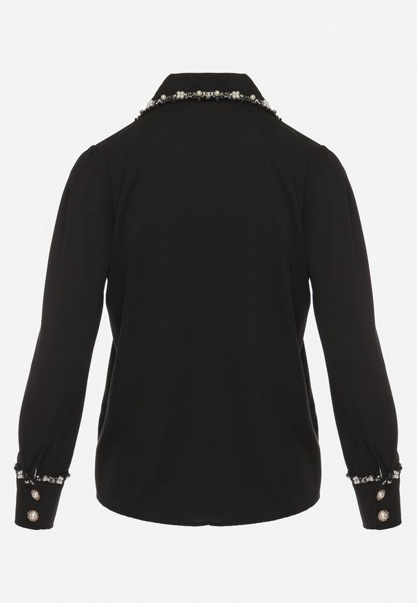 Born2be - Czarna Koszula o Klasycznym Fasonie z Perełkami Novellia. Kolor: czarny. Styl: klasyczny