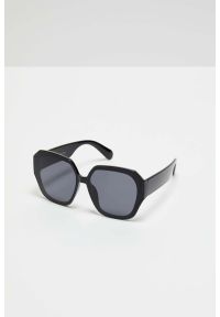 MOODO - Okulary przeciwsłoneczne prostokątne czarne. Kształt: prostokątne. Kolor: czarny