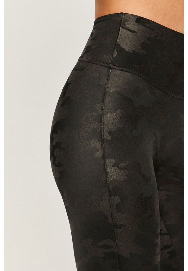 Spanx - Legginsy. Kolor: czarny. Materiał: dzianina