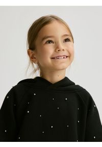 Reserved - Bluza z aplikacjami - czarny. Kolor: czarny. Materiał: dzianina, bawełna. Długość: krótkie. Wzór: aplikacja #1