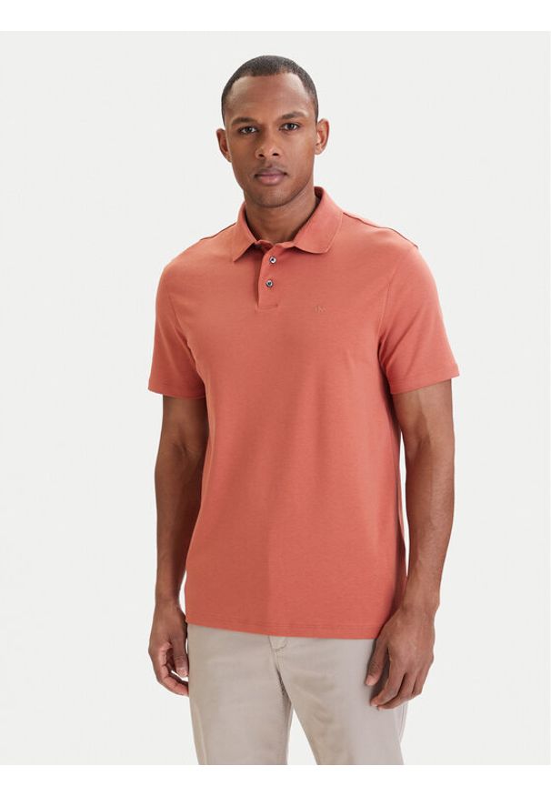 Calvin Klein Polo LV04LB276G Pomarańczowy Regular Fit. Typ kołnierza: polo. Kolor: pomarańczowy. Materiał: bawełna