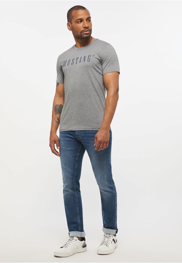 Mustang - MUSTANG Style Alex C LOGO Tee MĘSKI T-SHIRT KOSZULKA Mid Grey Melange 1013221 4140