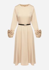 Born2be - Beżowa Sukienka Wieczorowa Ozdobiona Paskiem i Kwiatami 3D Temarita. Kolor: beżowy. Wzór: aplikacja, kwiaty. Styl: wizytowy #7