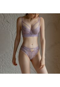 Intica - Komplet bielizny z koronką na specjalne okazje Meredith. Kolor: fioletowy. Materiał: koronka. Wzór: koronka #1