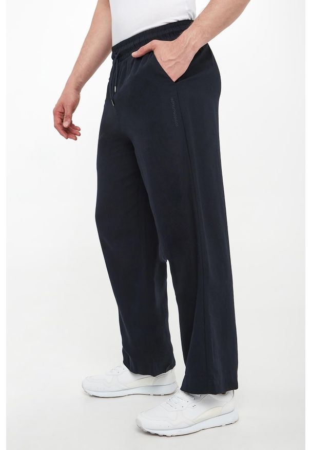 Emporio Armani Swimwear - Spodnie męskie z lnem EMPORIO ARMANI SWIMWEAR. Materiał: len