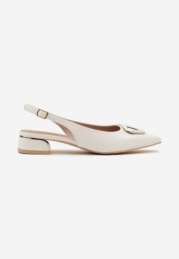 Renee - Białe Sandały Vices Typu Slingback na Niskim Obcasie ze Skórzaną Wkładką Geometryczną Ozdobą Lilienia. Zapięcie: sprzączka. Kolor: biały. Materiał: skóra. Wzór: aplikacja, geometria. Obcas: na obcasie. Styl: elegancki. Wysokość obcasa: niski