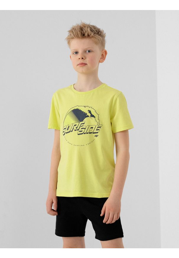 4f - T-shirt z nadrukiem chłopięcy. Kolor: żółty. Materiał: dzianina, materiał, bawełna. Wzór: nadruk