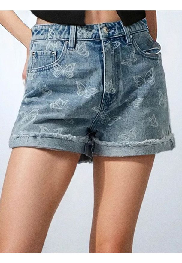 Sinsay - Szorty jeansowe ze wzorem - niebieski. Kolor: niebieski. Materiał: jeans