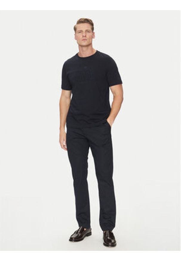 TOMMY HILFIGER - Tommy Hilfiger Chinosy Denton MW0MW38863 Granatowy Slim Fit. Kolor: niebieski. Materiał: bawełna