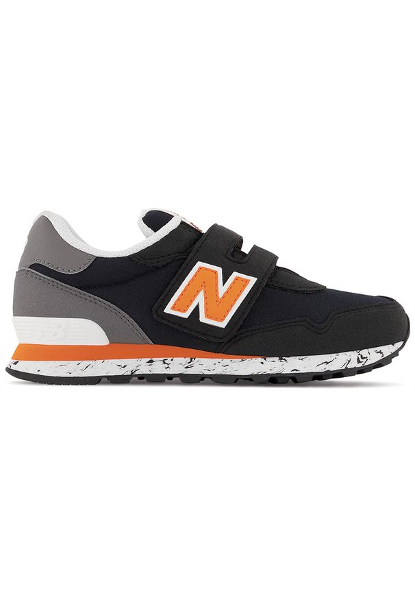 Buty New Balance PV515BT czarne. Okazja: na uczelnię, na co dzień. Zapięcie: rzepy. Kolor: czarny. Materiał: zamsz, skóra, materiał, guma. Szerokość cholewki: normalna. Model: New Balance 574