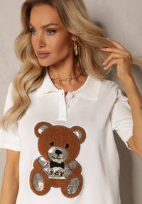 Renee - Biała Bluzka z Wiskozy Ozdobiona Cekinami z Nadrukiem Misia Tivenna. Okazja: na co dzień. Kolor: biały. Materiał: wiskoza. Wzór: aplikacja, nadruk. Styl: casual