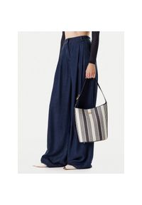 Torebka Guess. Kolor: niebieski #1