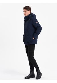 Ombre Clothing - Zimowa kurtka męska z odpinanym kapturem i kieszeniami cargo - granatowa V1. Kolor: niebieski. Materiał: poliester. Sezon: zima #9