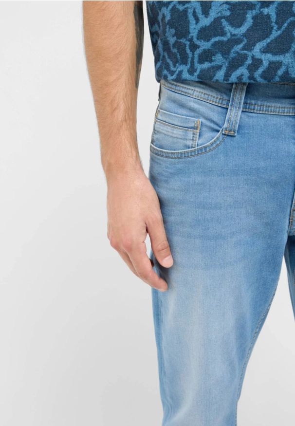 Męskie Spodnie Jeansowe Mustang Style Oregon Slim Denim Blue 1016316 5000 303