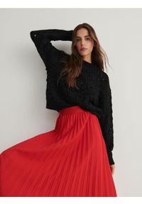 Reserved - Plisowana spódnica midi - czerwony. Kolor: czerwony. Materiał: materiał #1
