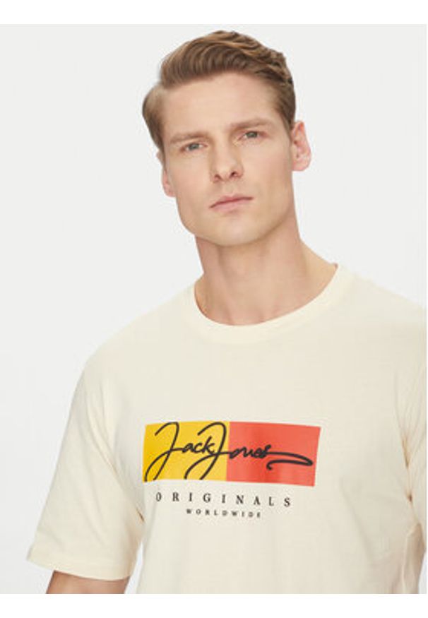 Jack & Jones - Jack&Jones T-Shirt Frederiksberg 12278266 Écru Regular Fit. Materiał: bawełna