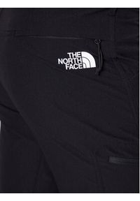 The North Face Szorty materiałowe Explo NF0A8244 Czarny Regular Fit. Kolor: czarny. Materiał: materiał, syntetyk