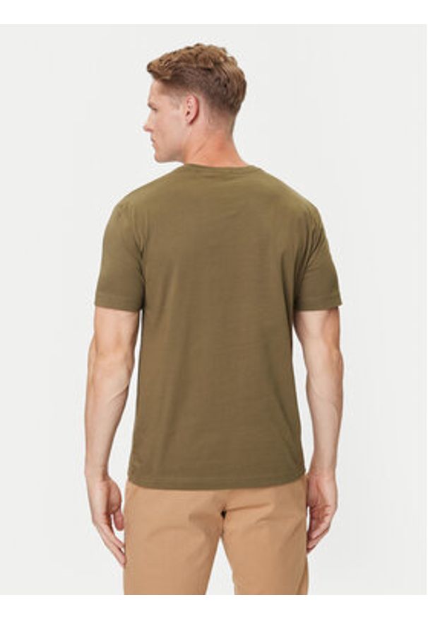 GANT - Gant T-Shirt Shield 2003184 Zielony Regular Fit. Kolor: zielony. Materiał: bawełna