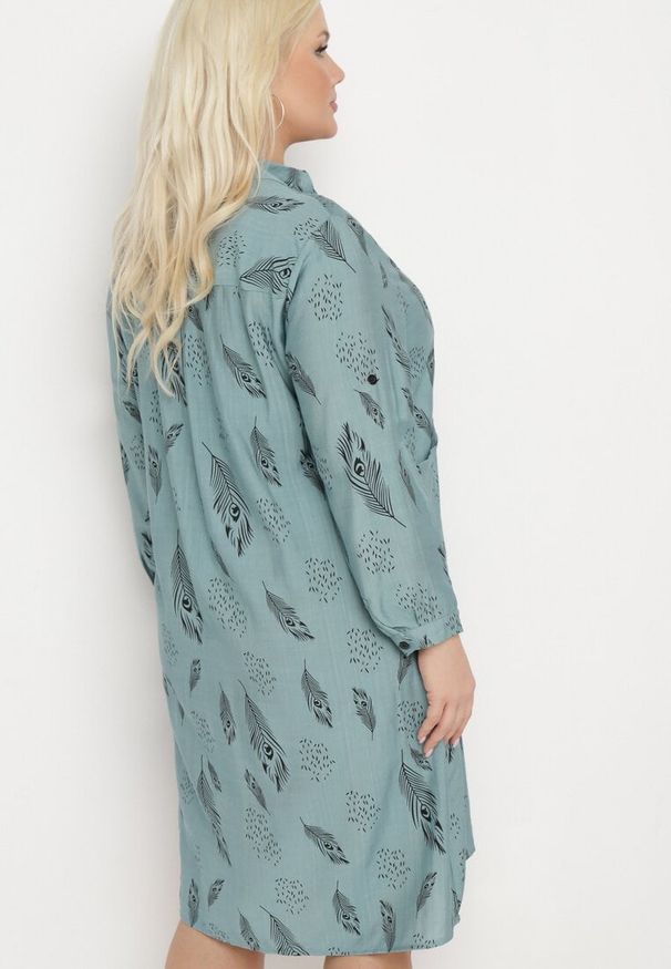 Born2be - Niebieska Sukienka Szmizjerka z Guzikami przy Dekolcie z Podwijanymi Rękawami Ketella. Okazja: do pracy, na co dzień. Kolor: niebieski. Wzór: aplikacja. Typ sukienki: szmizjerki. Styl: elegancki, casual, sportowy, klasyczny