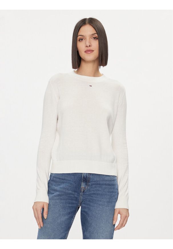 Tommy Jeans Sweter Essential DW0DW17254 Biały Regular Fit. Kolor: biały. Materiał: bawełna, wiskoza
