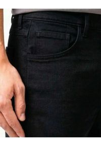 Wrangler - MESKIE SPODENKI WRANGLER FRONTIER SHORT BLACK RINSE 112371345 #2