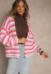Renee - Fuksjowy Kardigan z Wełną i Wiskozą z Motywem Pasków Felorie. Okazja: na co dzień, na spacer. Kolor: różowy. Materiał: wełna, wiskoza. Styl: casual #4
