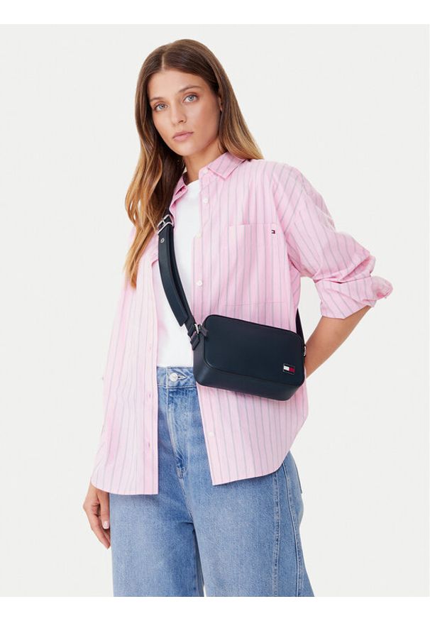 Tommy Jeans Torebka Tjw Cool Camera Bag AW0AW17872 Granatowy. Kolor: niebieski. Materiał: skórzane