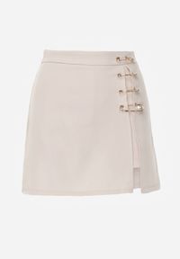 Renee - Beżowe Szorty Spódnicospodnie z Agrafkami Fintta. Kolor: beżowy #2