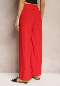 Renee - Czerwone Spodnie High Waist z Ażurowym Wzorem Diemia. Okazja: na co dzień. Stan: podwyższony. Kolor: czerwony. Materiał: materiał, jedwab. Wzór: ażurowy. Styl: casual #5