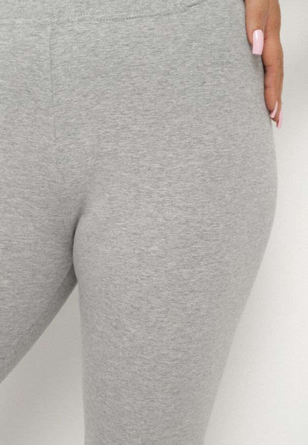 Born2be - Szare Spodnie Bawełniane Legginsy 3/4 z Koronką Amaratna. Kolor: szary. Materiał: bawełna, koronka. Wzór: koronka. Sezon: lato