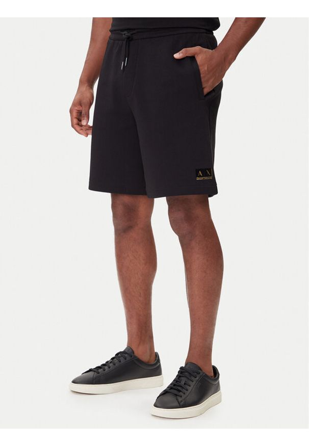 Armani Exchange Szorty sportowe XM001887 AF10818 MC004 Czarny Regular Fit. Kolor: czarny. Materiał: bawełna. Styl: sportowy