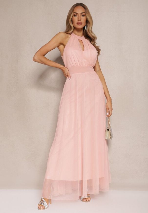 Renee - Różowa Sukienka Koktajlowa z Siateczką Wiązana Materiałowym Paskiem ze Stójką Nestassi. Typ kołnierza: kołnierzyk stójkowy. Kolor: różowy. Materiał: materiał. Styl: wizytowy