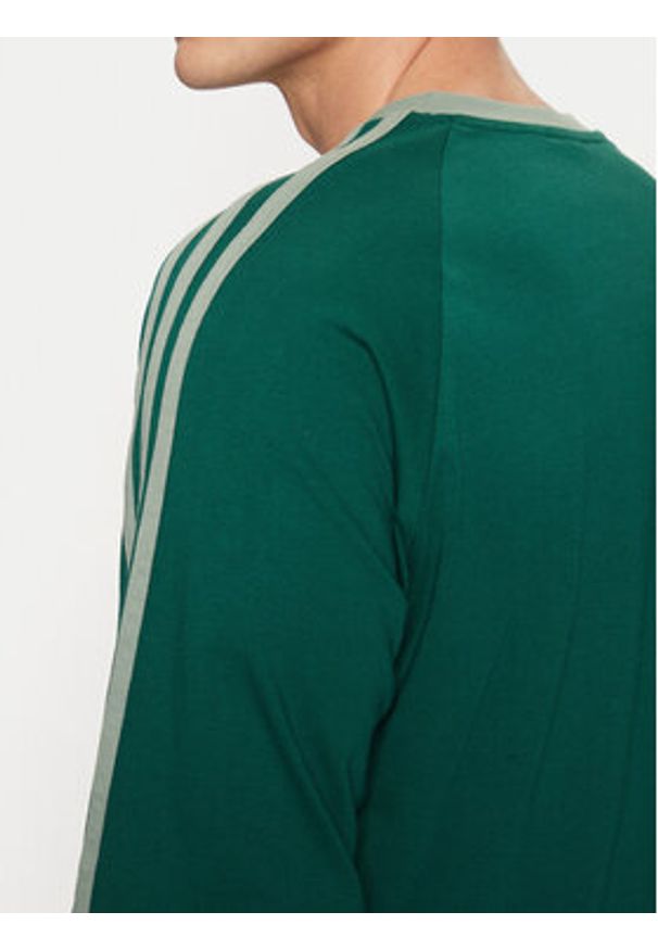 Adidas - adidas Longsleeve adicolor Classics 3-Stripes JD0540 Zielony Slim Fit. Kolor: zielony. Materiał: bawełna. Długość rękawa: długi rękaw