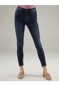 Unisono - DOPASOWANE JEANSY 191-TL2013 JEANS. Materiał: jeans