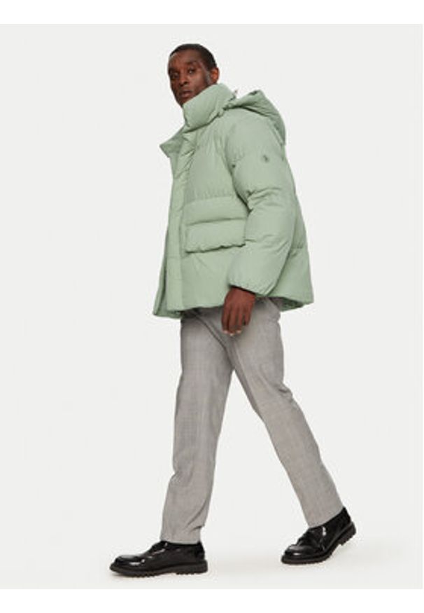 BOSS Kurtka zimowa C-Celvie 50524002 Zielony Regular Fit. Kolor: zielony. Materiał: syntetyk. Sezon: zima